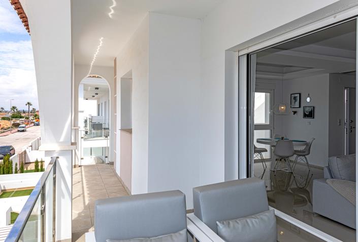 Image No.8-2 Bed Apartment for sale