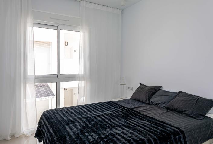 Image No.12-2 Bed Apartment for sale