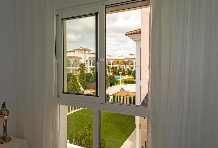 Image No.15-2 Bed Apartment for sale