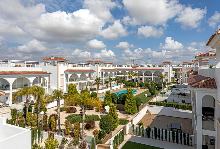 Image No.18-2 Bed Apartment for sale