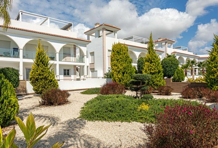 Image No.26-2 Bed Apartment for sale