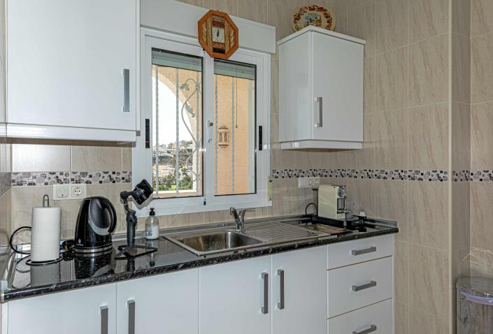 Image No.13-2 Bed Villa / Detached for sale