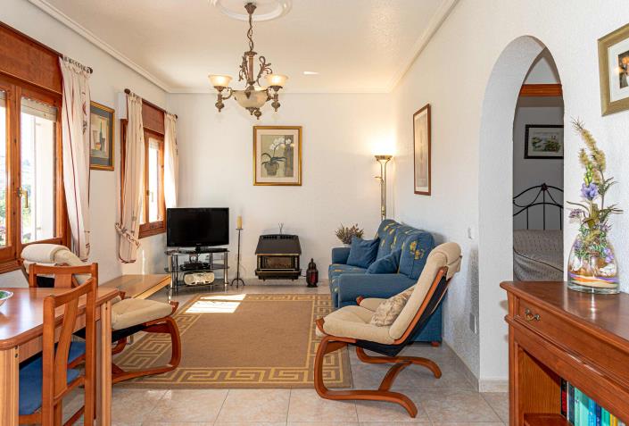 Image No.14-2 Bed Villa / Detached for sale