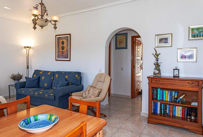 Image No.15-2 Bed Villa / Detached for sale