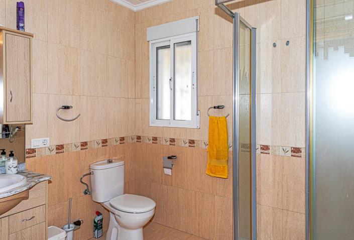 Image No.18-2 Bed Villa / Detached for sale