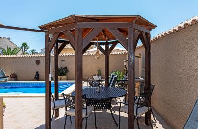 Detached-Villa-For-Sale-Near-Ciudad-Quesada-With-Private-Pool---QRS-9513