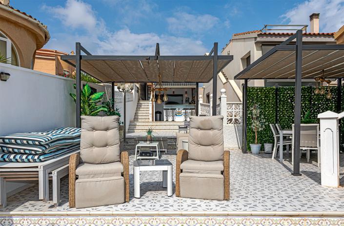 Image No.4-3 Bed Villa / Detached for sale