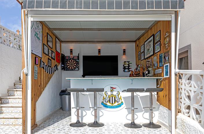 Image No.8-3 Bed Villa / Detached for sale