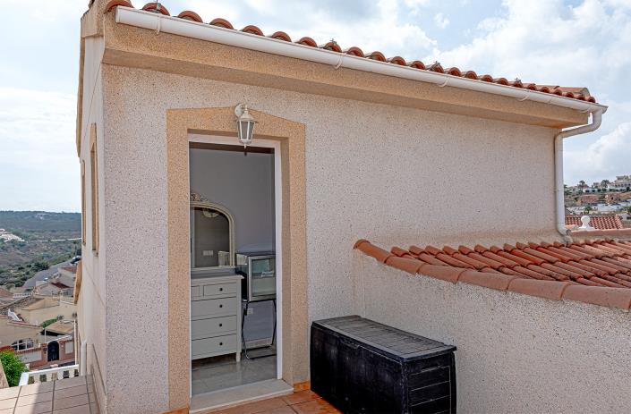 Image No.29-3 Bed Villa / Detached for sale