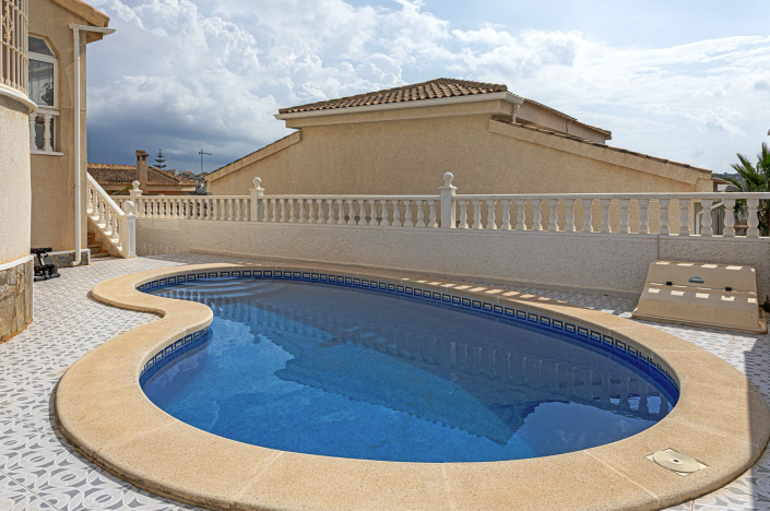 Image No.37-3 Bed Villa / Detached for sale