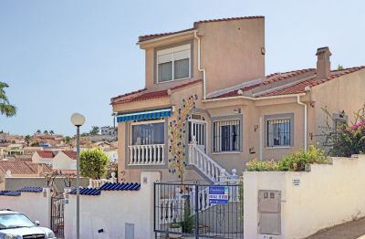 Detached-Villa-For-Sale-In-Ciudad-Quesada---QRS-9524-1