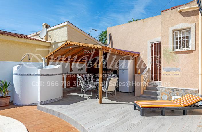 Image No.7-3 Bed Villa / Detached for sale