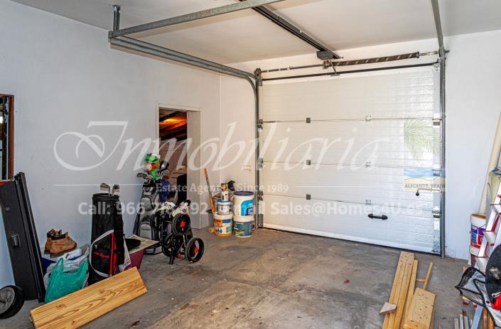 Image No.42-3 Bed Villa / Detached for sale