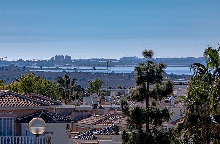 Image No.4-2 Bed Townhouse for sale