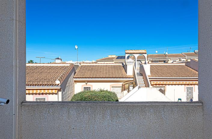 Image No.24-2 Bed Townhouse for sale