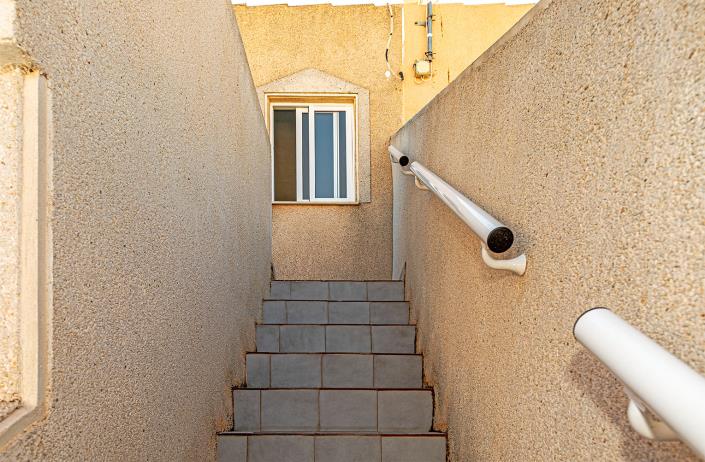 Image No.26-2 Bed Townhouse for sale