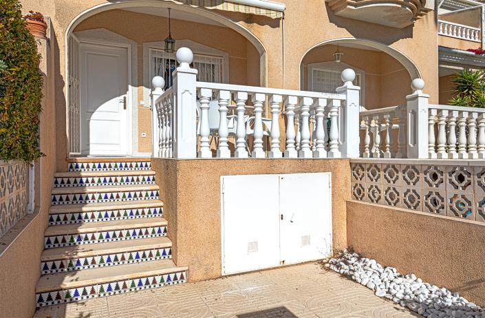 Image No.5-2 Bed Townhouse for sale