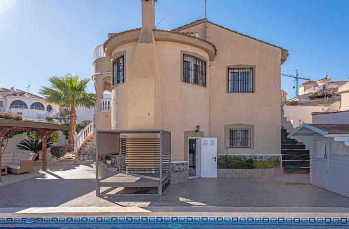 Image No.5-4 Bed Villa / Detached for sale