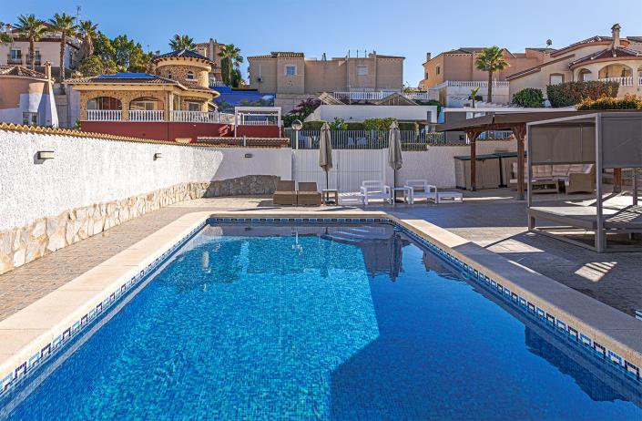 Image No.6-4 Bed Villa / Detached for sale