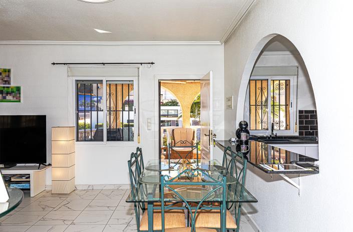 Image No.20-4 Bed Villa / Detached for sale