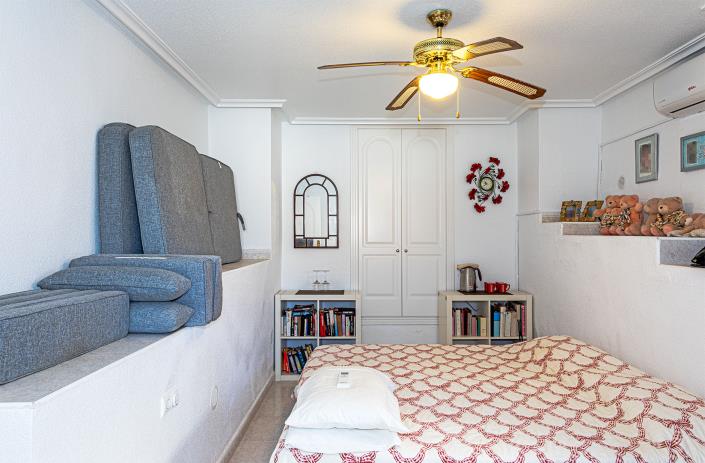 Image No.30-4 Bed Villa / Detached for sale