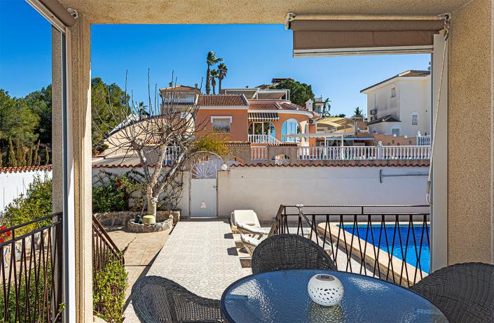 Image No.10-3 Bed Villa / Detached for sale