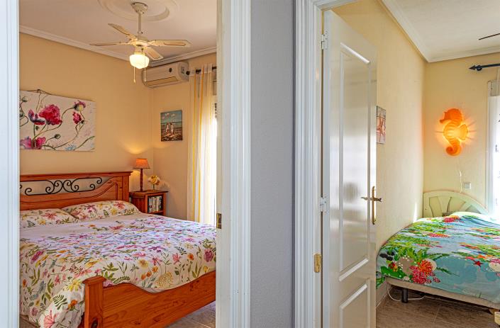 Image No.28-3 Bed Villa / Detached for sale