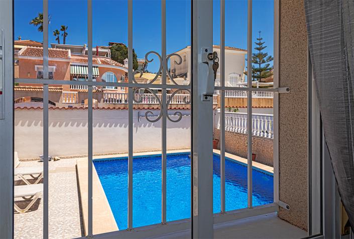 Image No.15-3 Bed Villa / Detached for sale