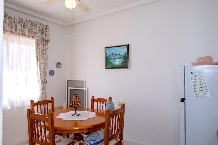 Image No.12-4 Bed Villa / Detached for sale