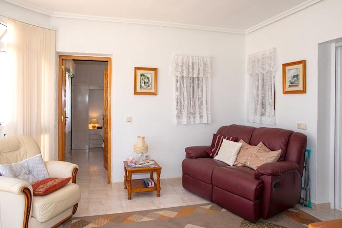 Image No.17-4 Bed Villa / Detached for sale