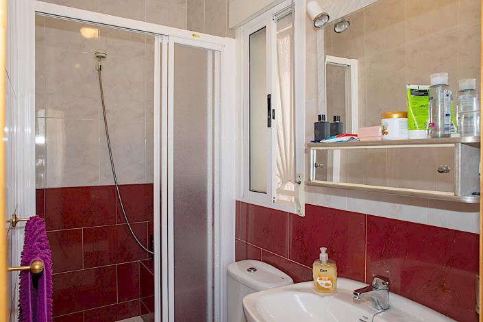 Image No.21-4 Bed Villa / Detached for sale