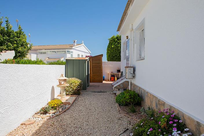 Image No.26-4 Bed Villa / Detached for sale