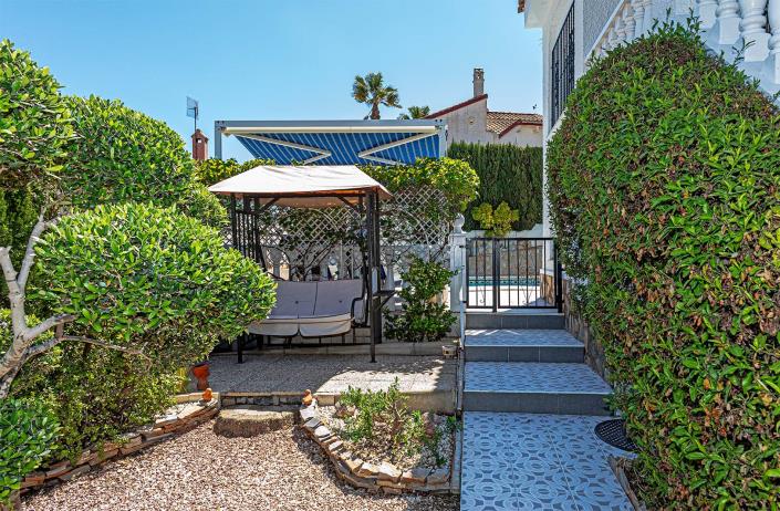 Image No.14-3 Bed Villa / Detached for sale