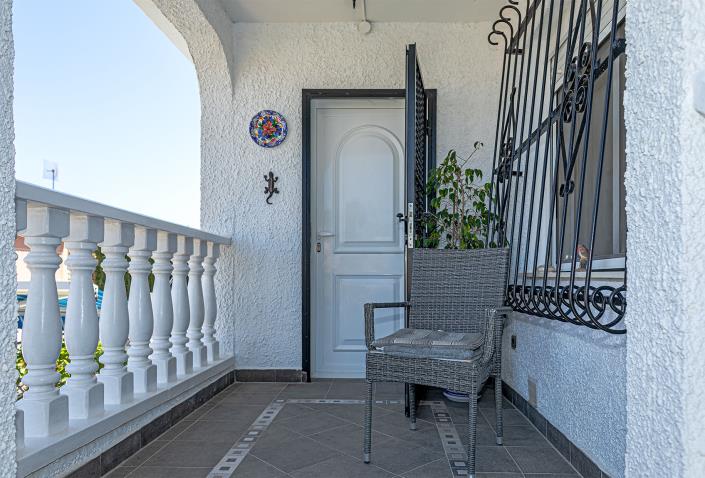 Image No.20-3 Bed Villa / Detached for sale