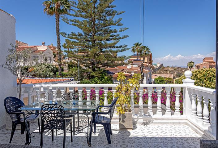 Image No.29-3 Bed Villa / Detached for sale