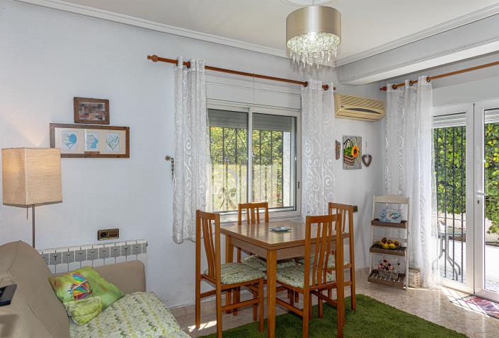 Image No.35-3 Bed Villa / Detached for sale