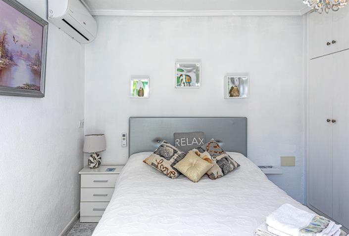 Image No.40-3 Bed Villa / Detached for sale