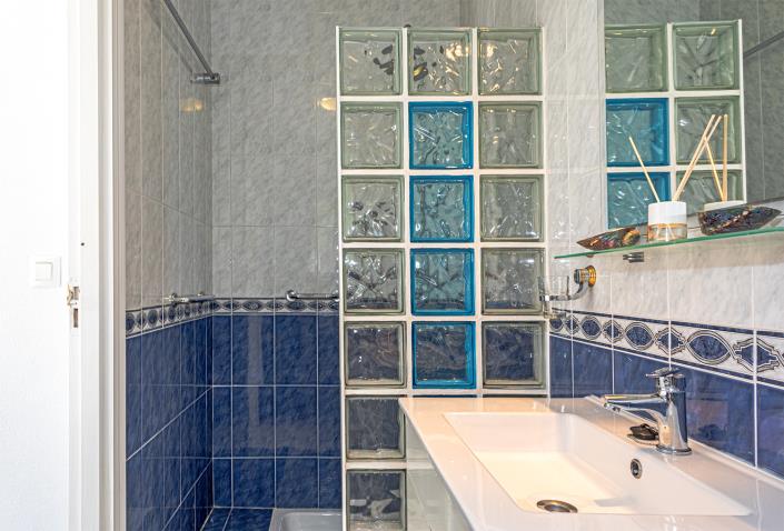 Image No.42-3 Bed Villa / Detached for sale