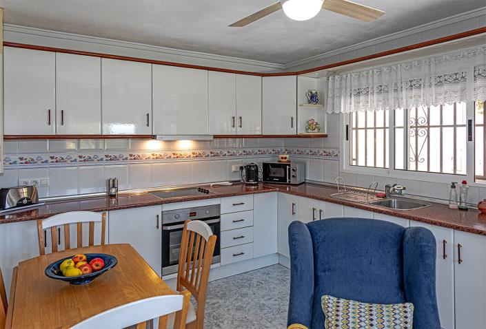 Image No.50-3 Bed Villa / Detached for sale