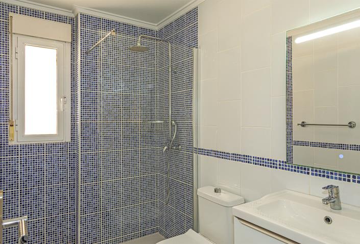 Image No.15-2 Bed Villa / Detached for sale