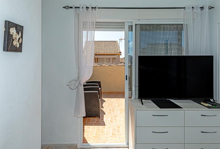 Image No.19-2 Bed Villa / Detached for sale