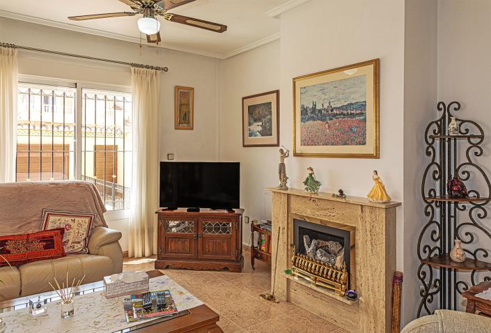 Image No.10-3 Bed Villa / Detached for sale