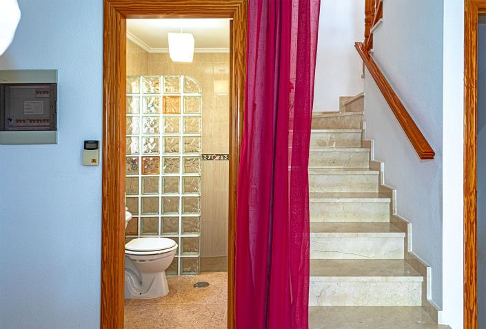 Image No.16-3 Bed Villa / Detached for sale