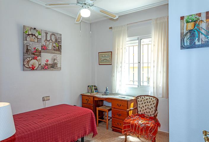 Image No.18-3 Bed Villa / Detached for sale