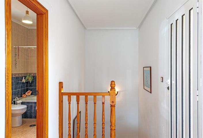 Image No.33-3 Bed Villa / Detached for sale