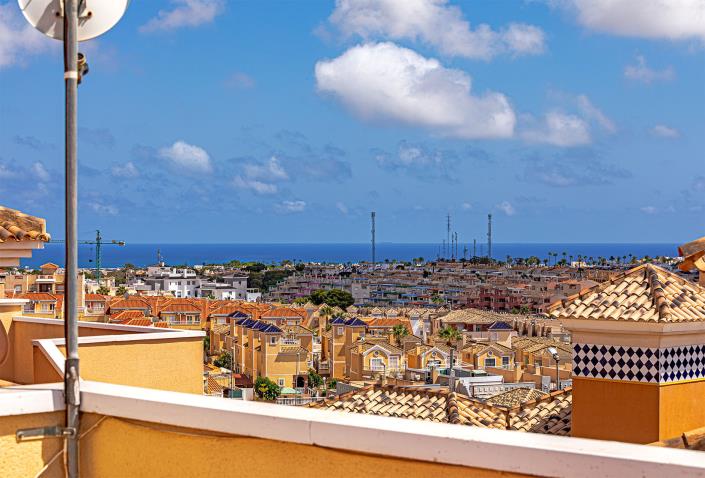 Image No.37-3 Bed Villa / Detached for sale