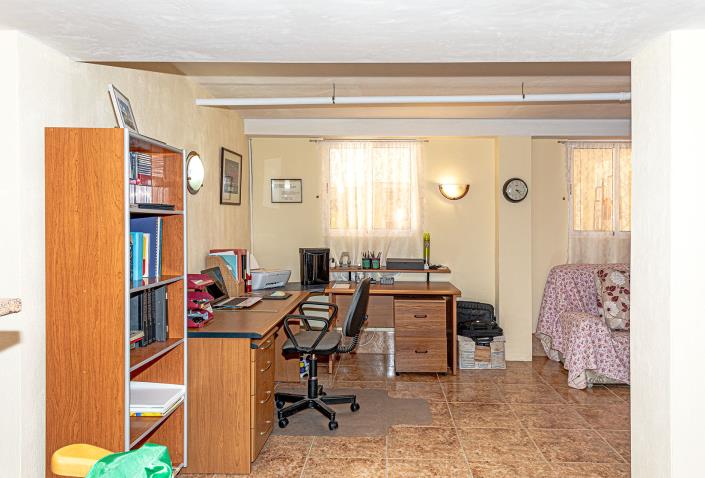 Image No.42-3 Bed Villa / Detached for sale