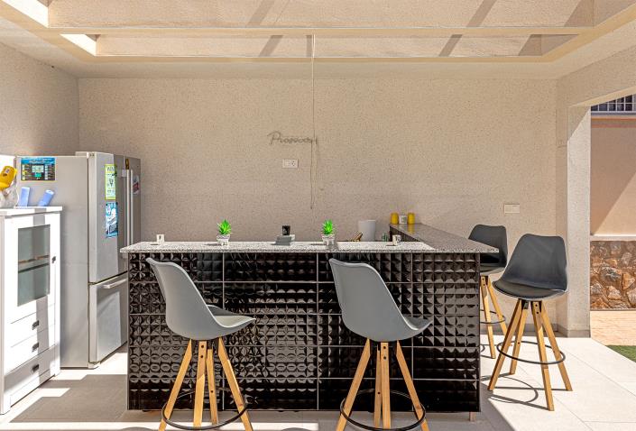 Image No.11-3 Bed Villa / Detached for sale