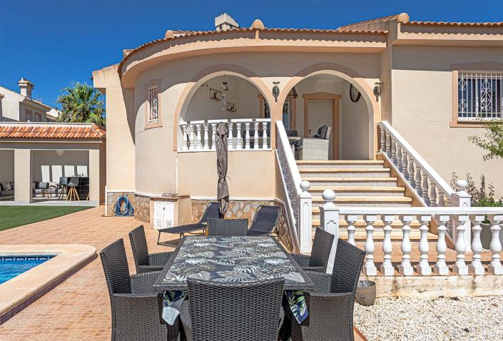 Image No.15-3 Bed Villa / Detached for sale