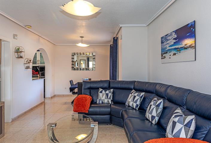 Image No.21-3 Bed Villa / Detached for sale